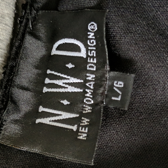 Dress - Picture 6 of 8